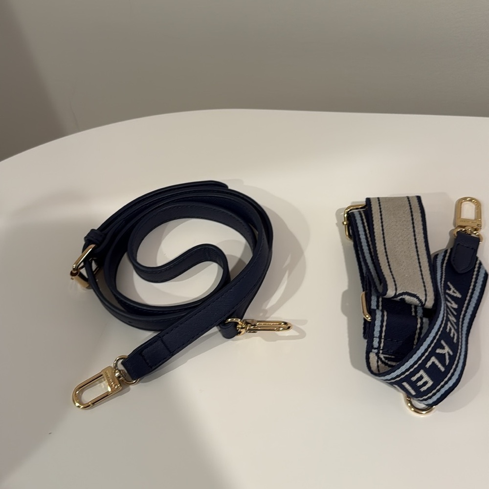 Anne klein crossbody - Picture 5 of 6